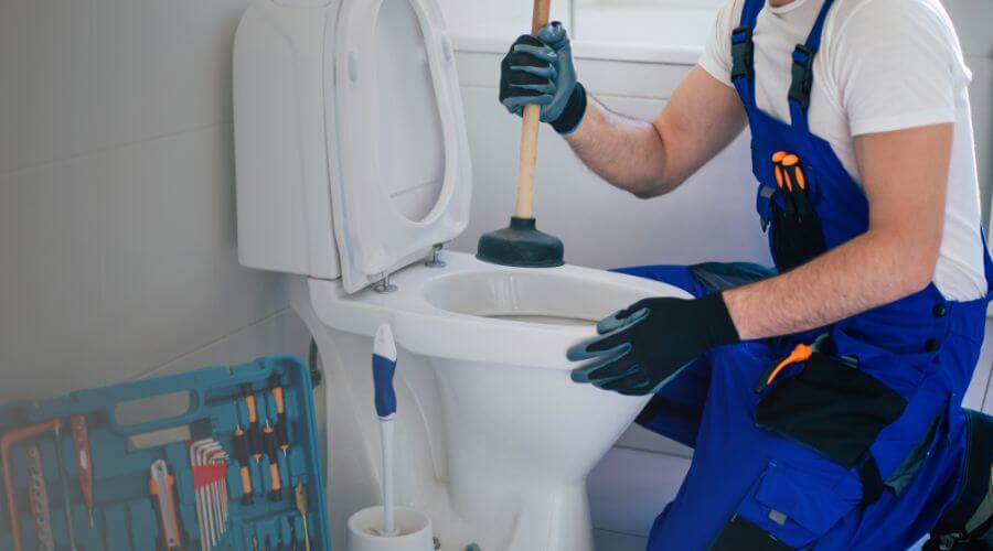 Professional emergency plumbing in Ipava, IL